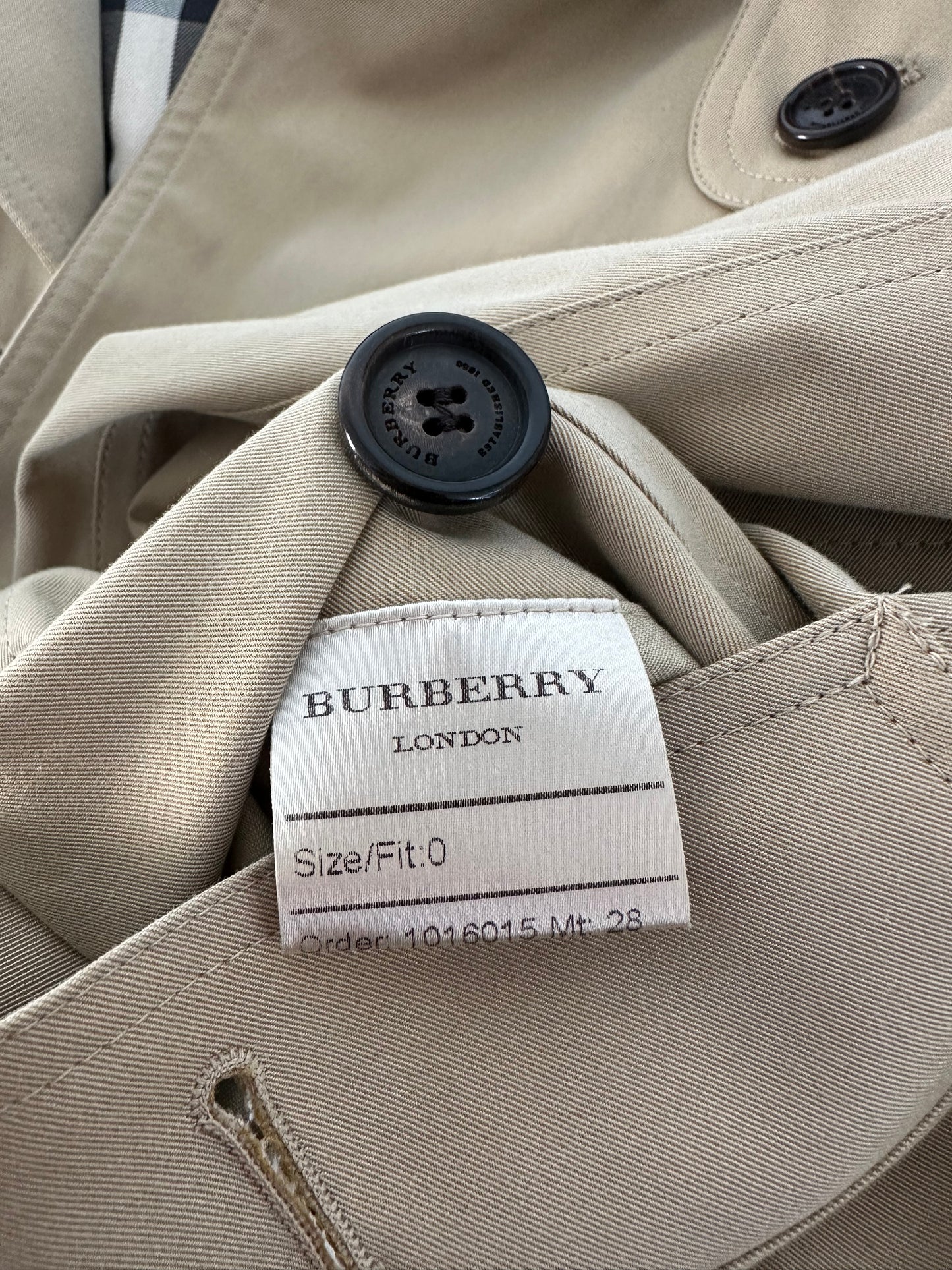 Trench-coat Burberry modèle “ the Kensington ” Honey long heritage/ T.XS