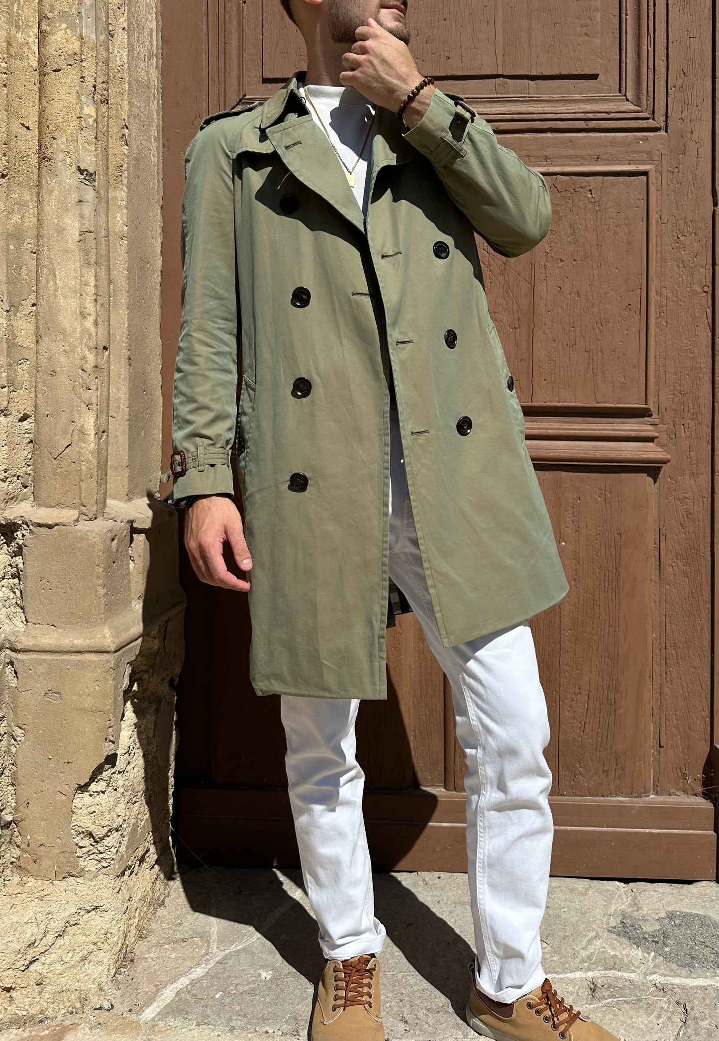 Burberry – Trench-coat “The Kensington ” Kaki modèle récent | T.M