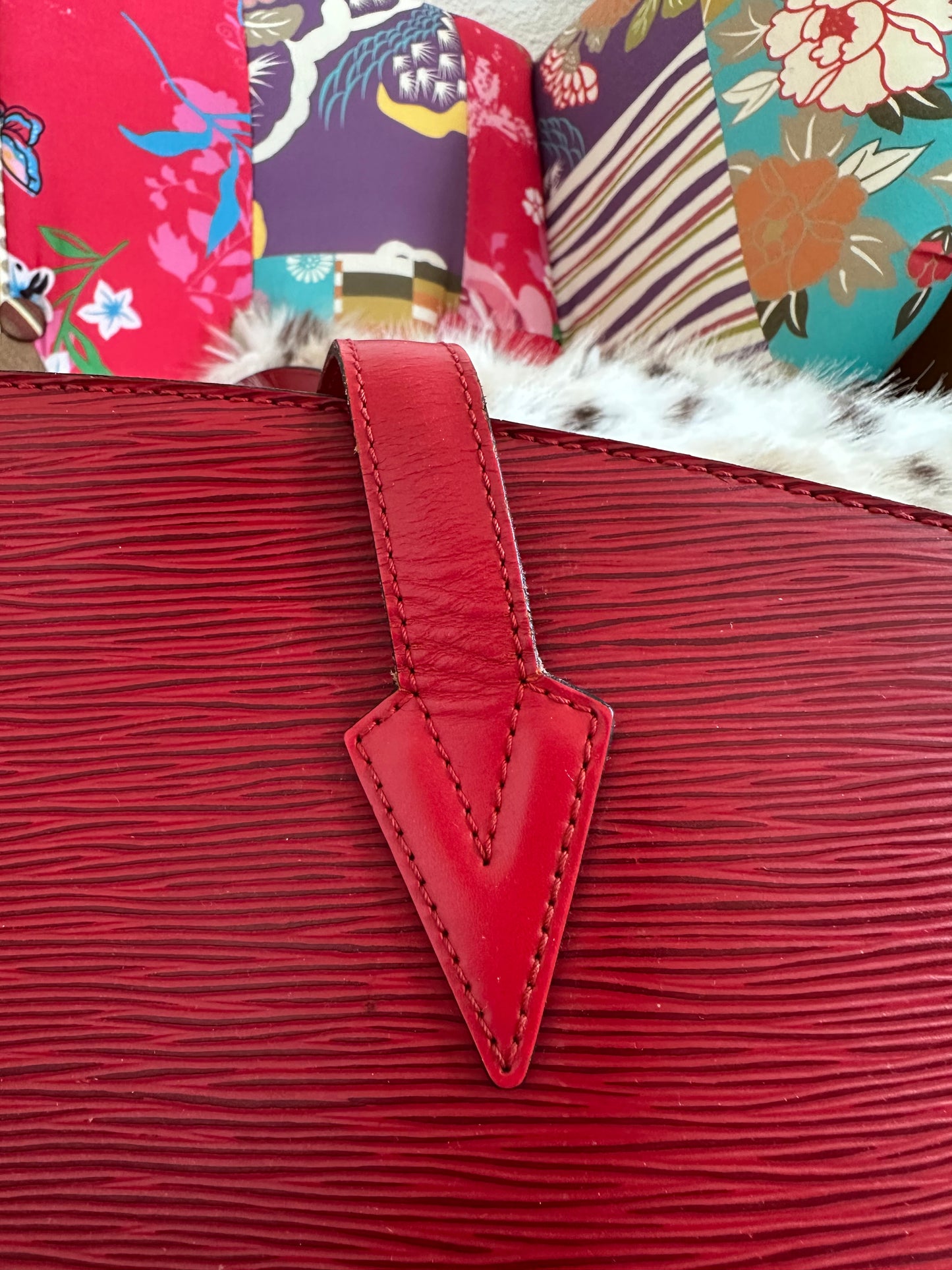 Louis Vuitton - Saint-Jacques cuir épis rouge vintage