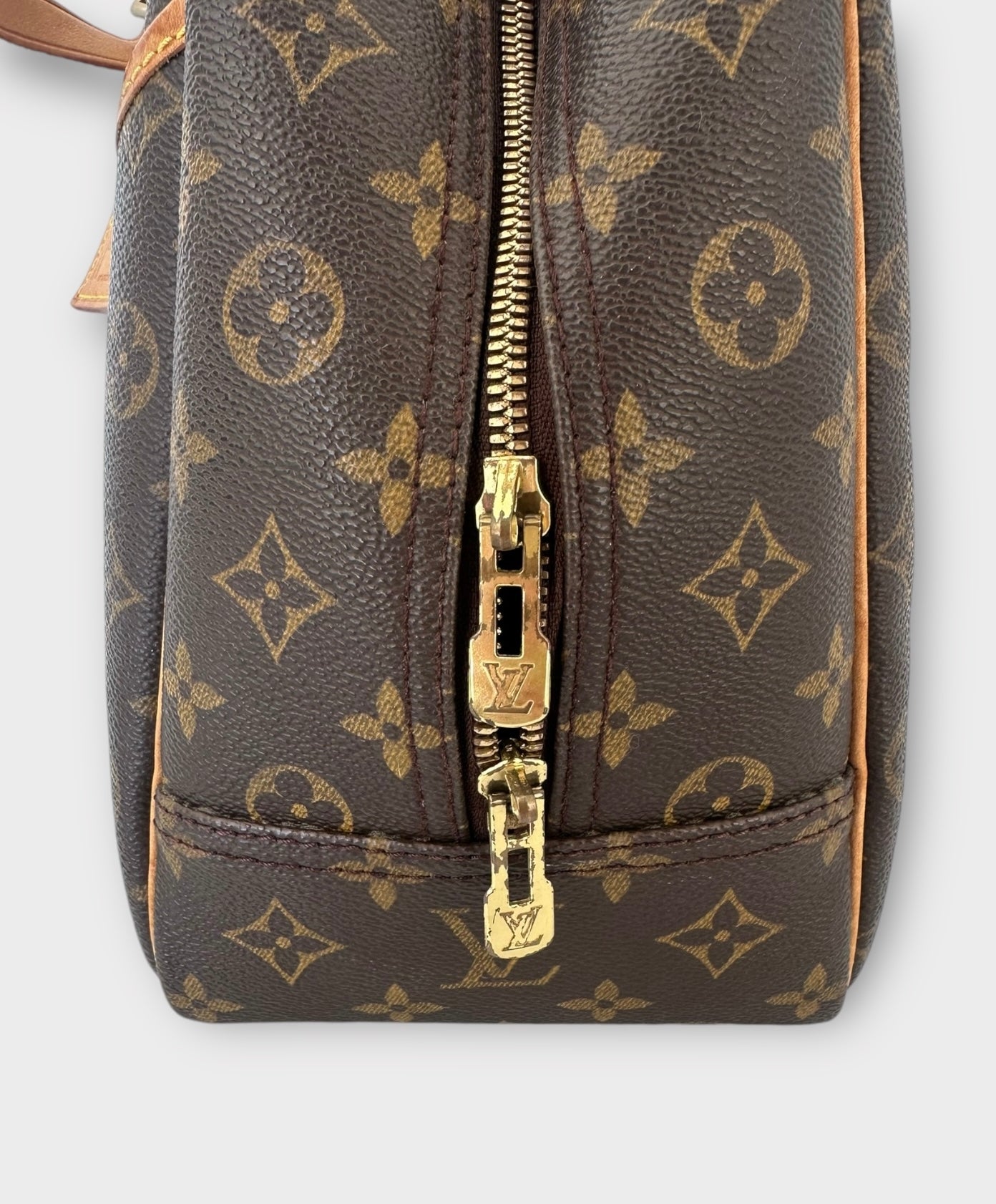 Louis Vuitton Sac Deauvillle Monogram