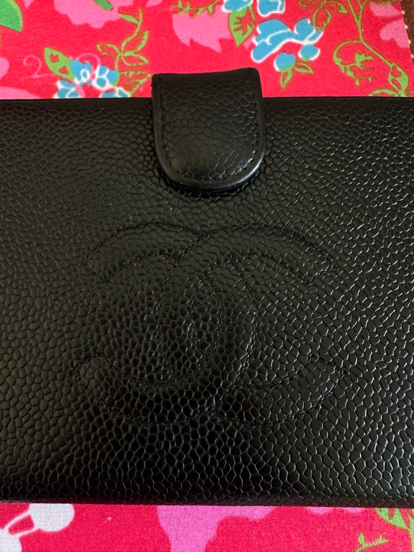 Chanel - Portefeuille long en cuir caviar noir