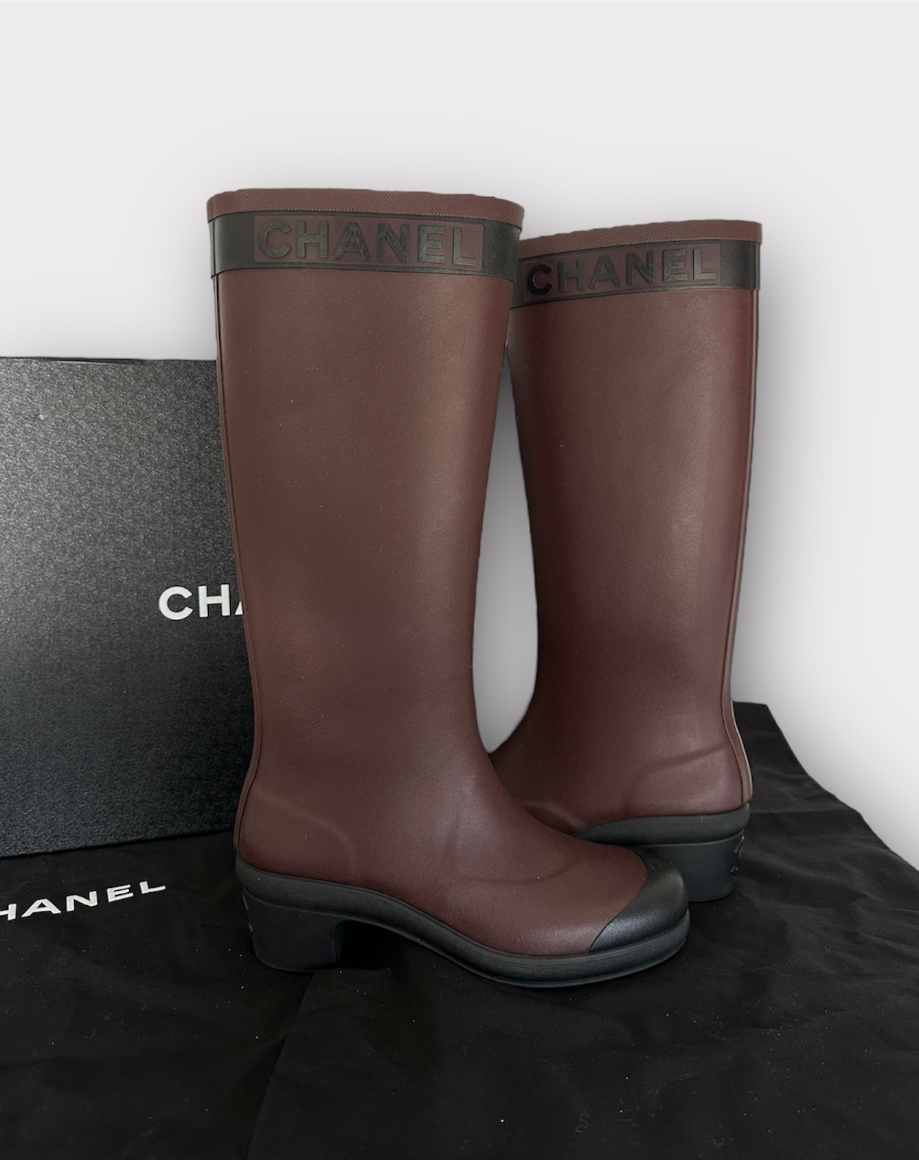 Chanel – Bottes de pluie Burgundy | T.39