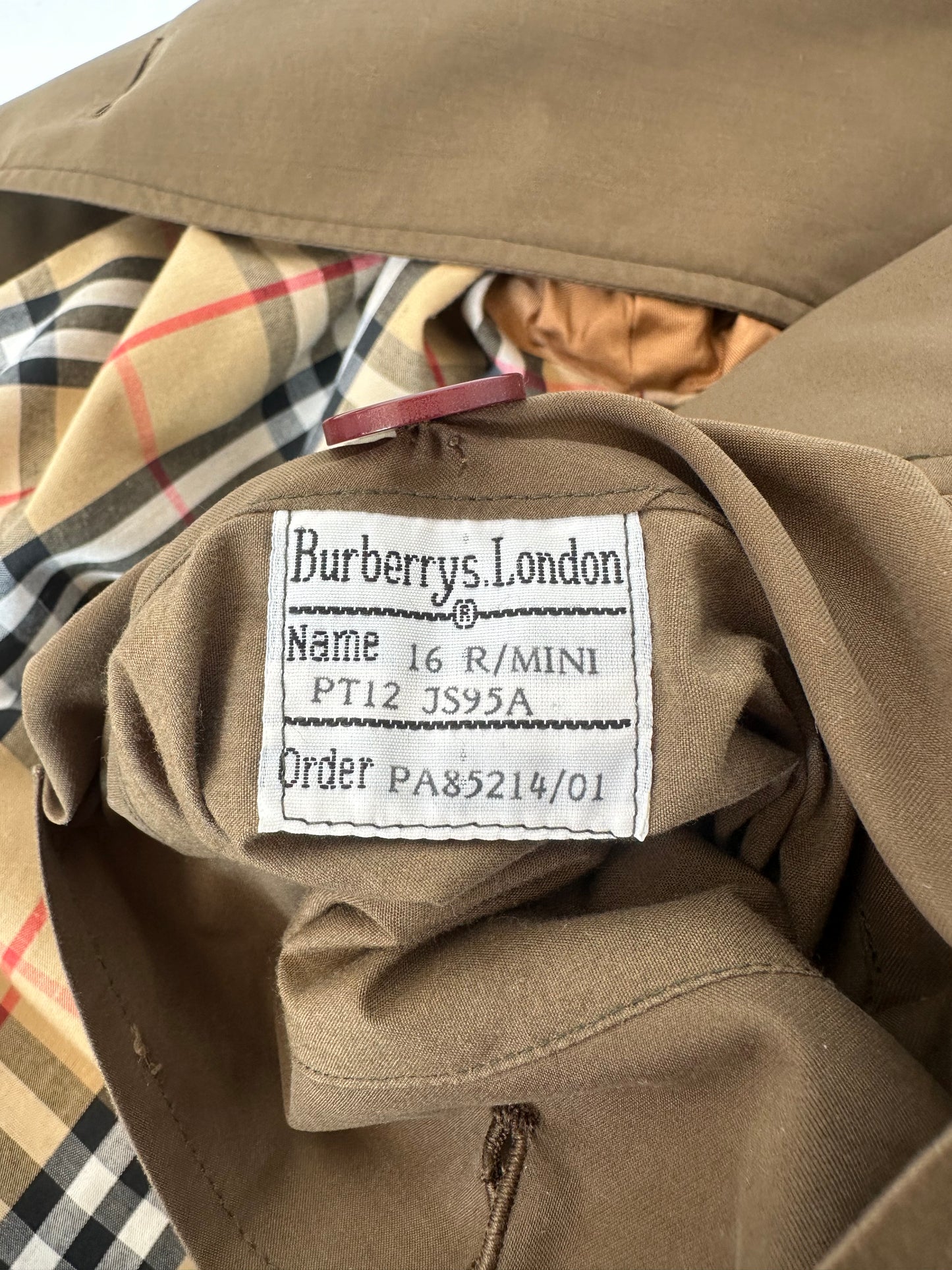 Burberry Trench-coat modèle “the Waterloo ” Kaki | T.L