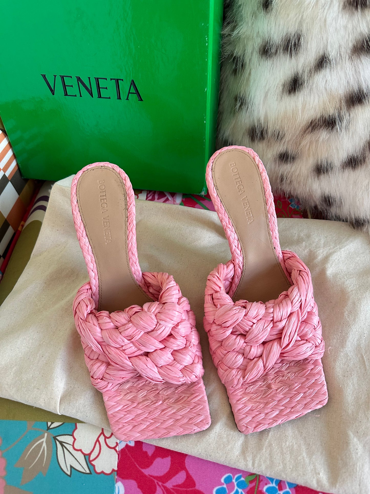 Bottega Veneta - Mules Lido en raphia rose | T.36,5