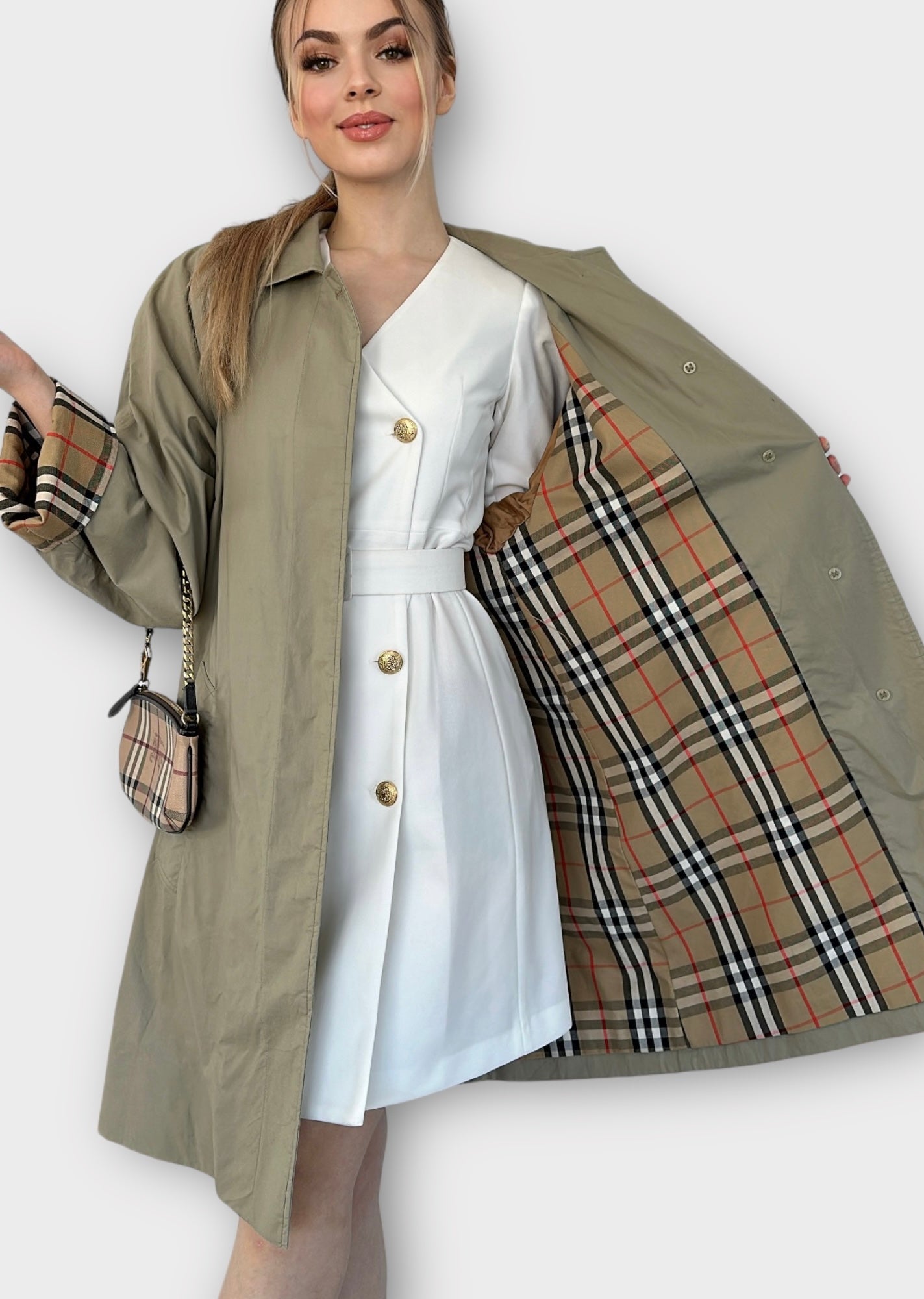 Trench-coat Burberry modèle “ Markfield  ” vintage/ T.M