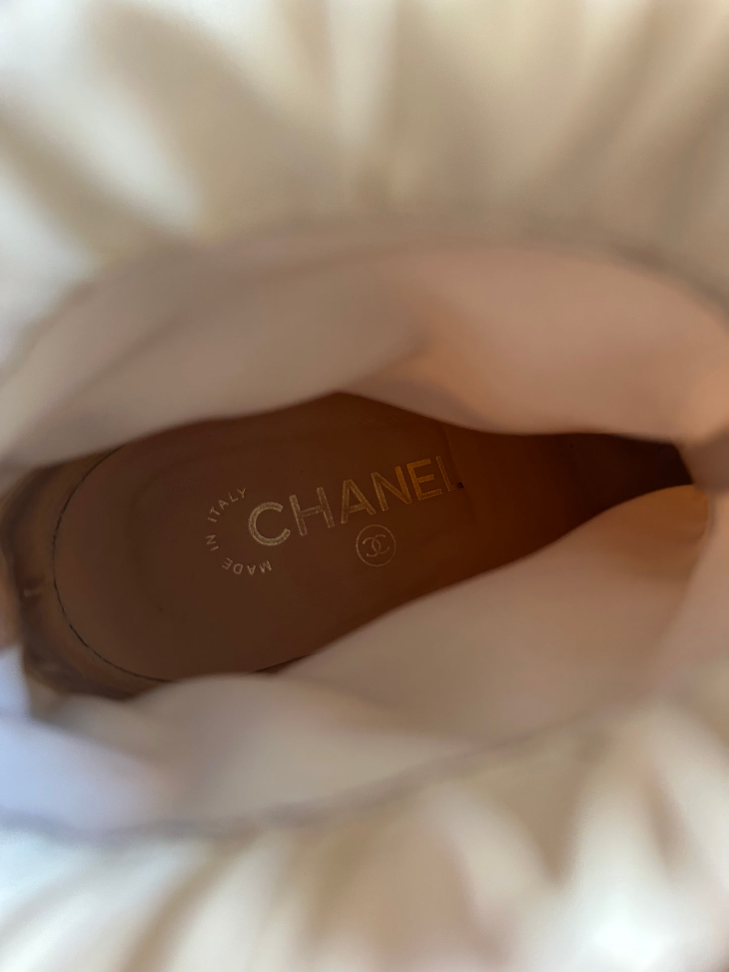 Chanel - Boots bottines compensées à lacets | T.38
