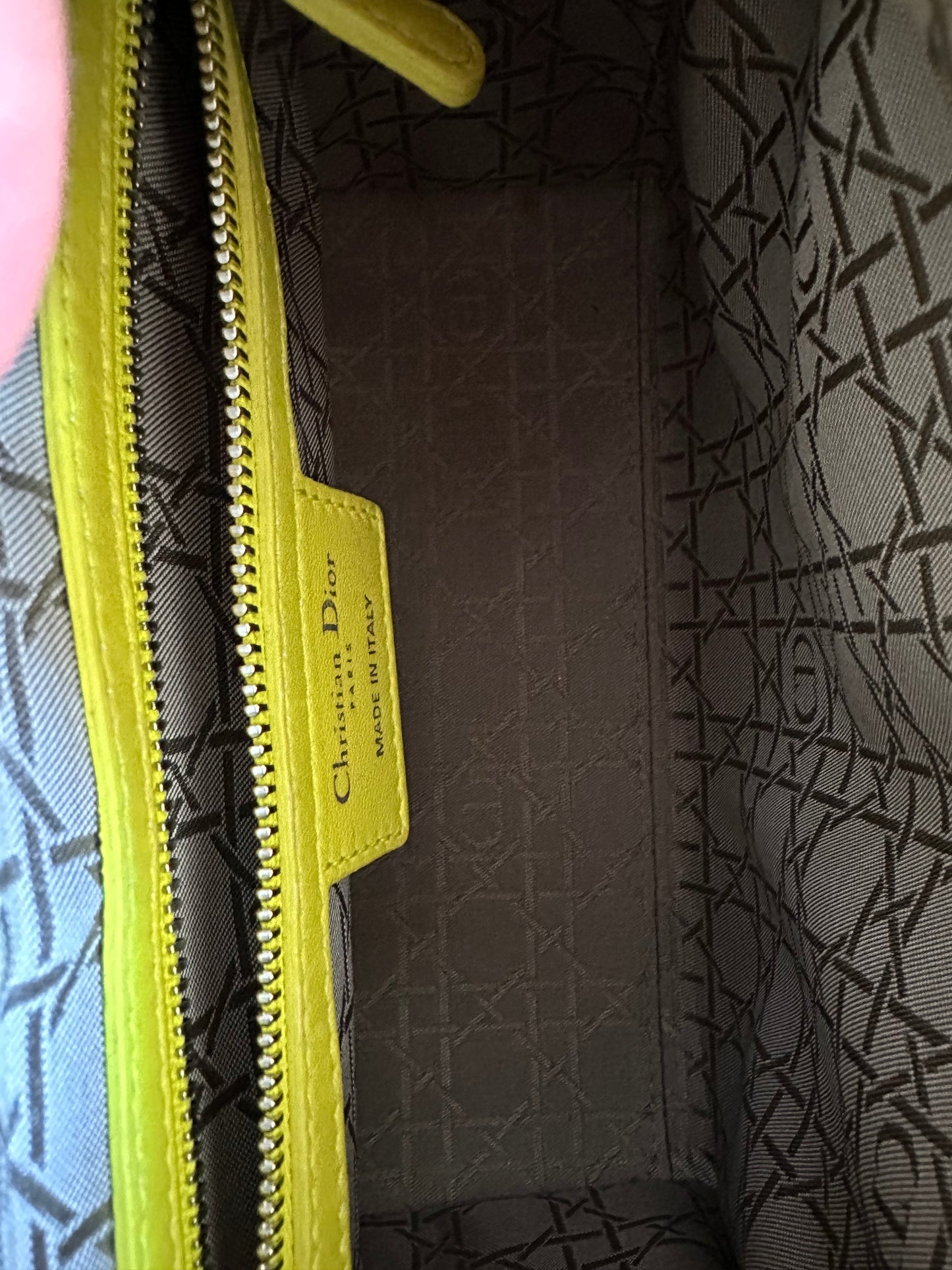 Dior - Lady Dior Medium cuir jaune anis