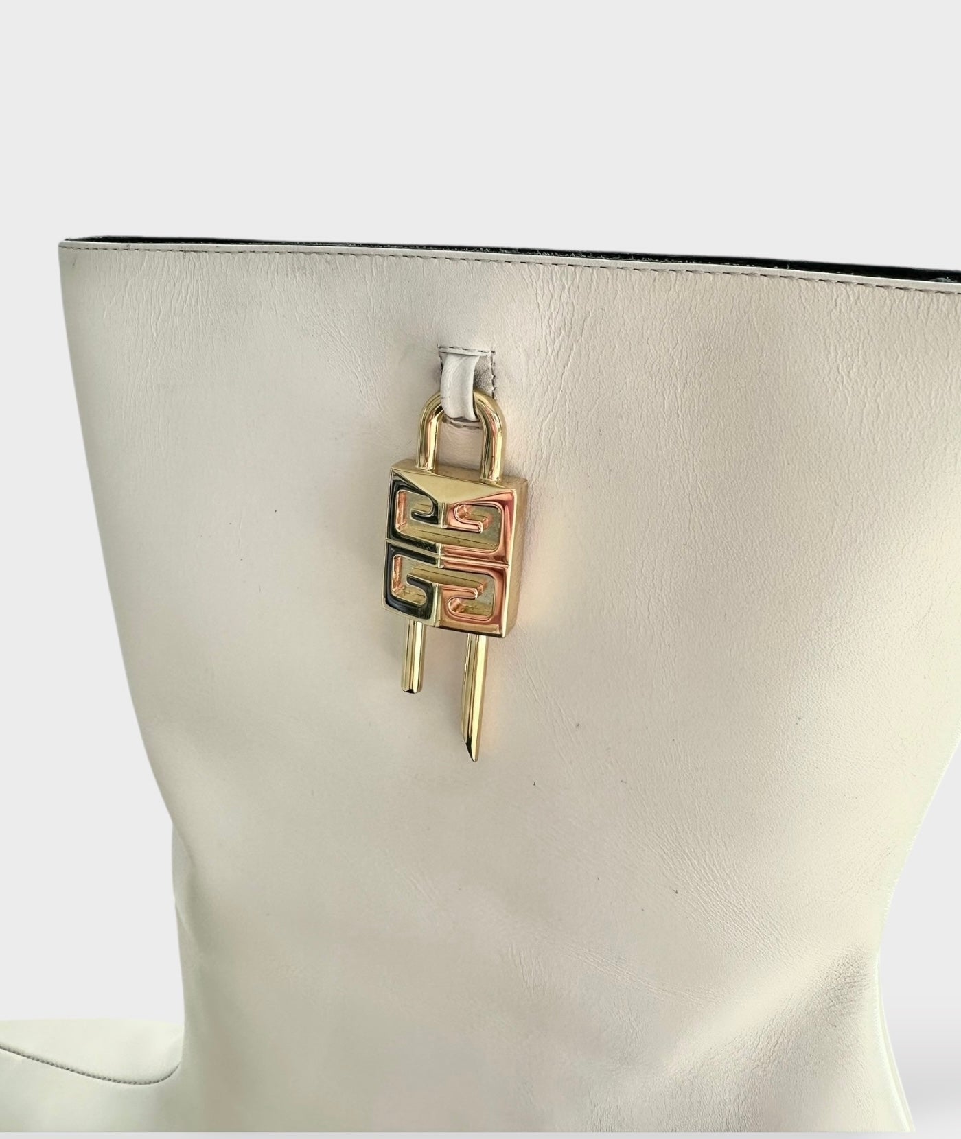 Givenchy - Shark Bottes en cuir blanche | T.39