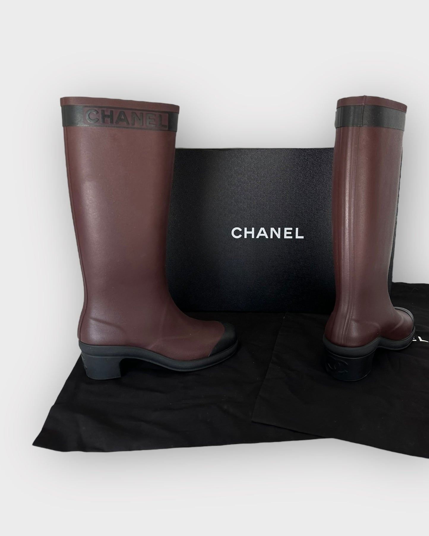 Chanel – Bottes de pluie Burgundy | T.39