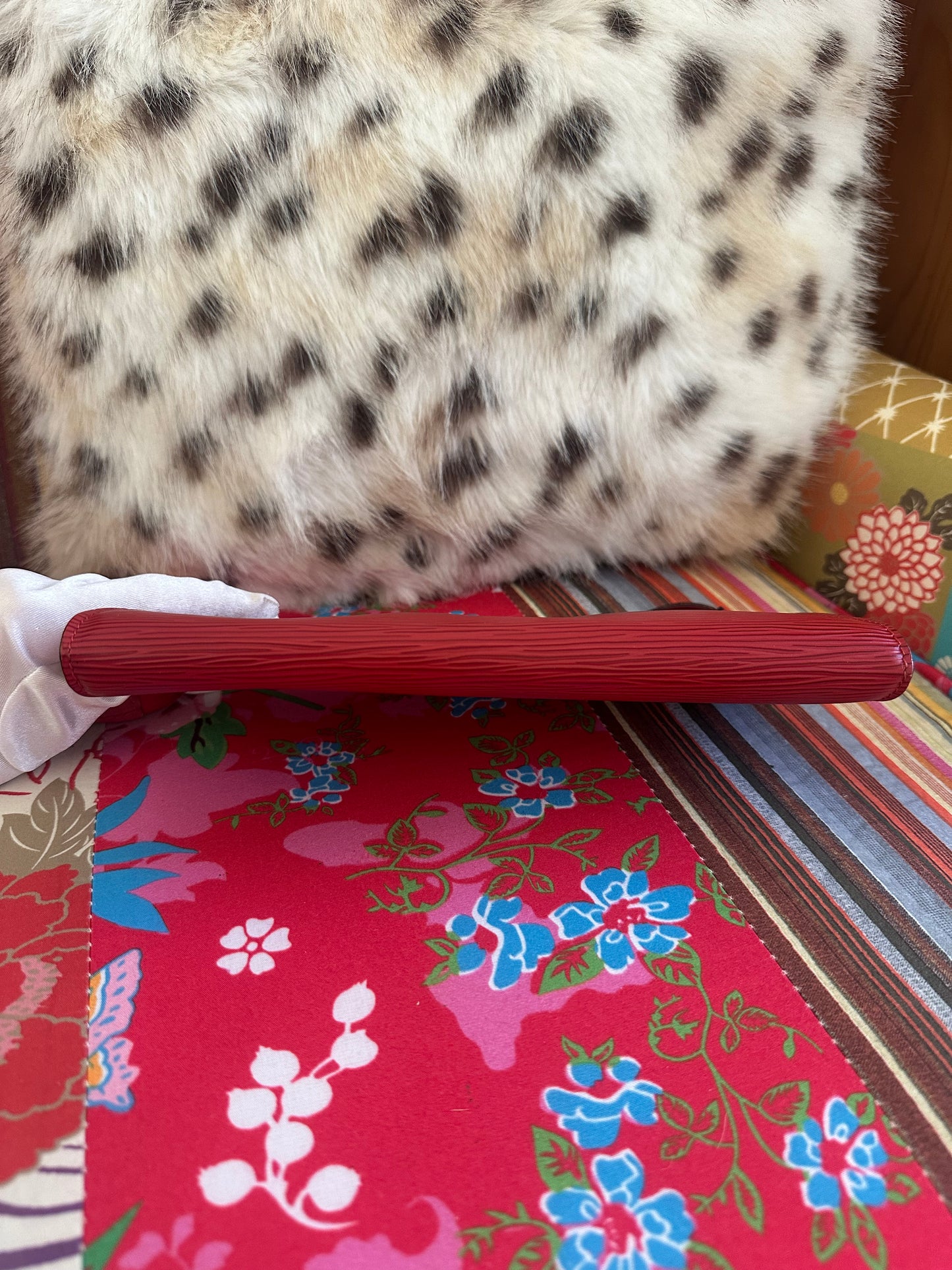 Louis Vuitton - Sac Pochette accessoire cuir épi Rouge