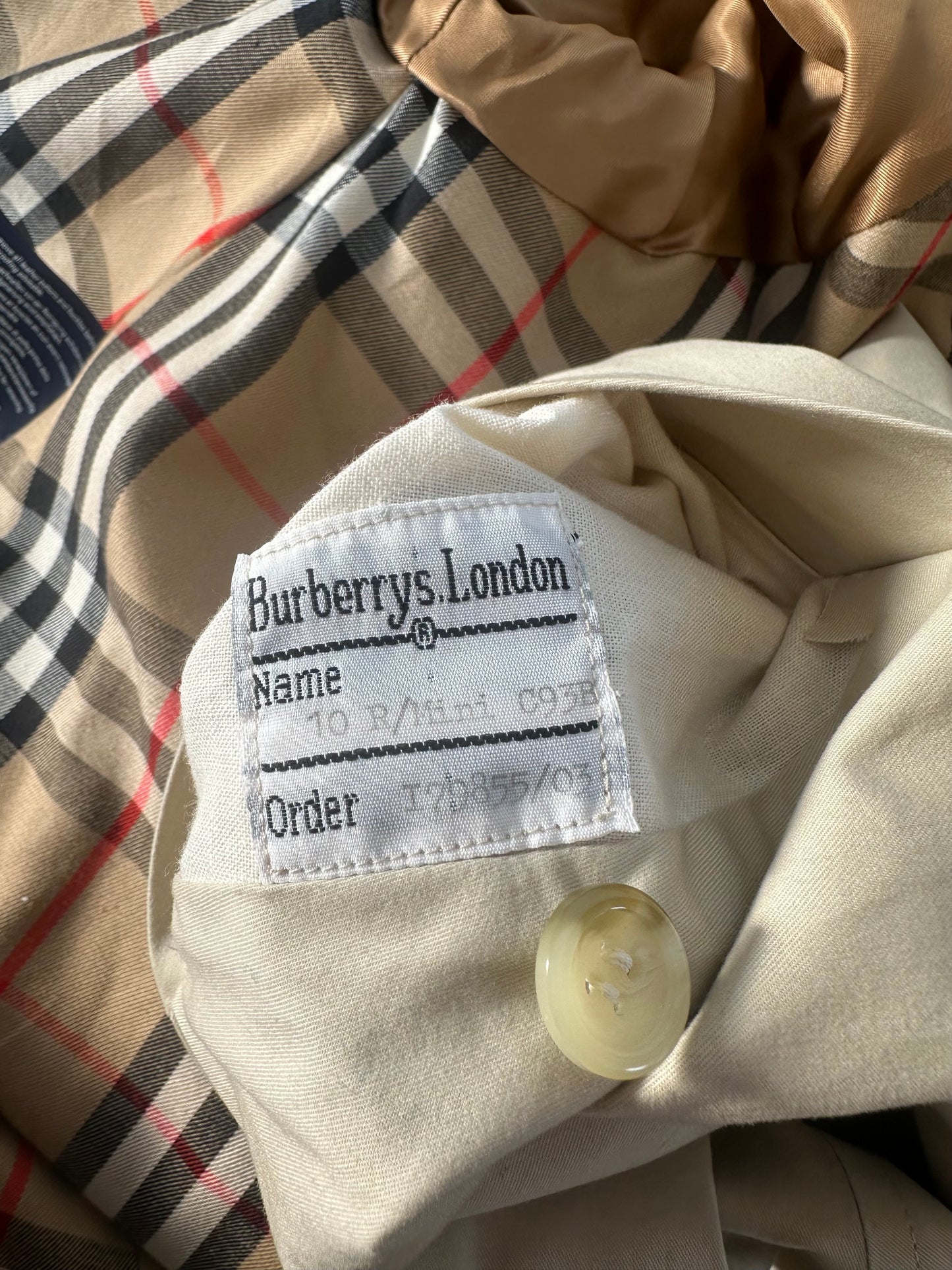 Trench-coat Burberry modèle “ Markfield ” vintage