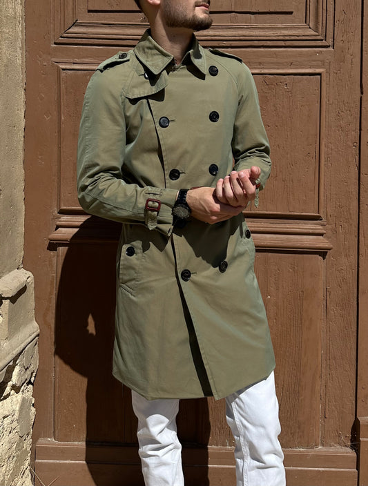 Burberry – Trench-coat “The Kensington ” Kaki modèle récent | T.M