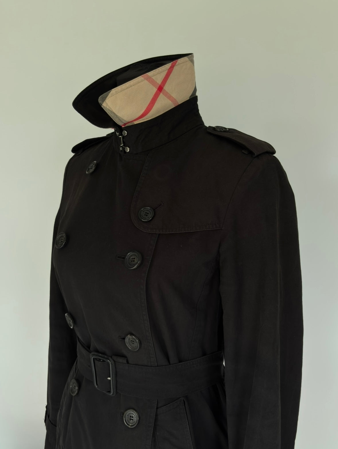 Burberry – Trench-coat “The Chelsea ” Noir modèle récent | T.L