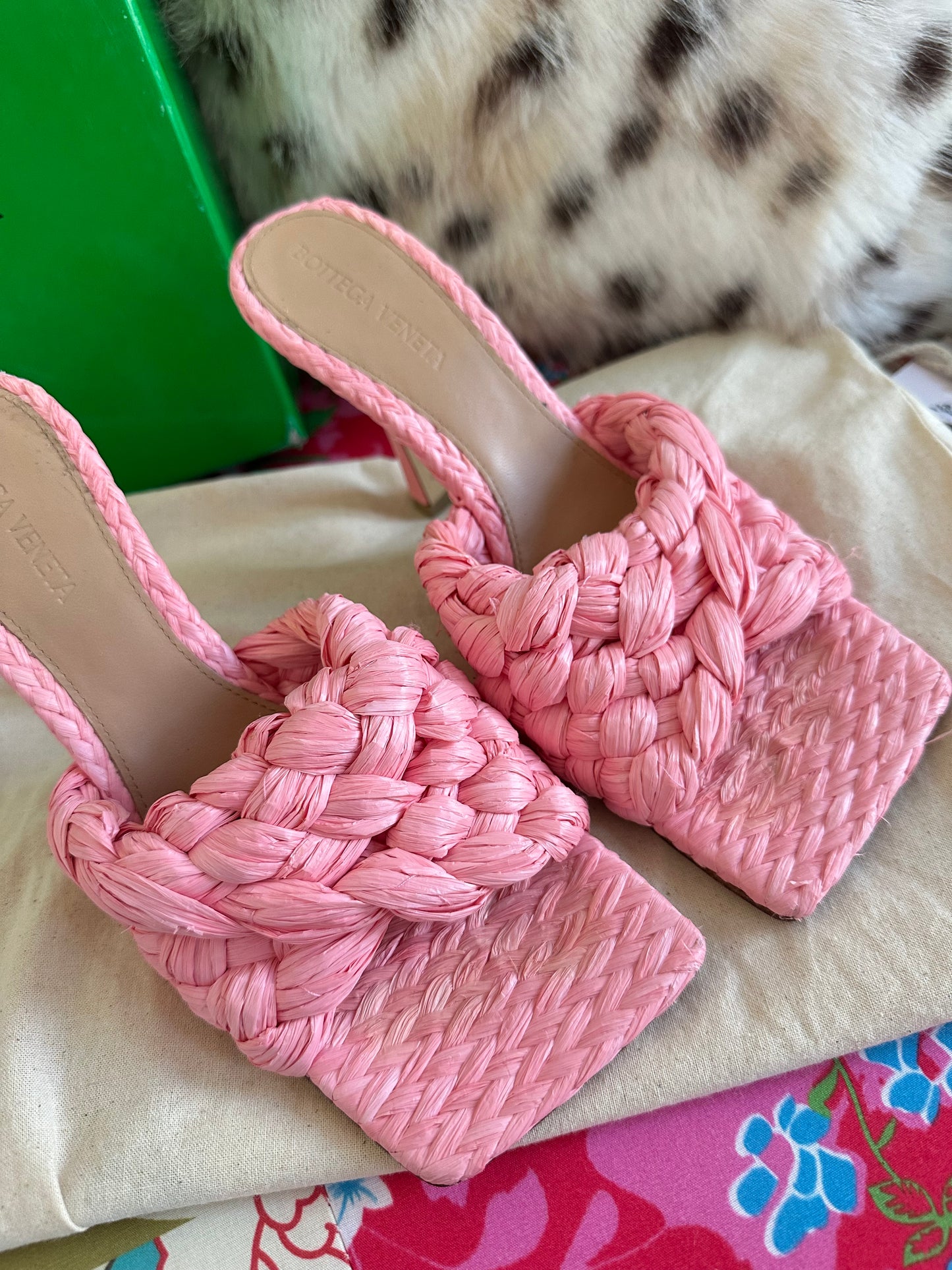 Bottega Veneta - Mules Lido en raphia rose | T.36,5