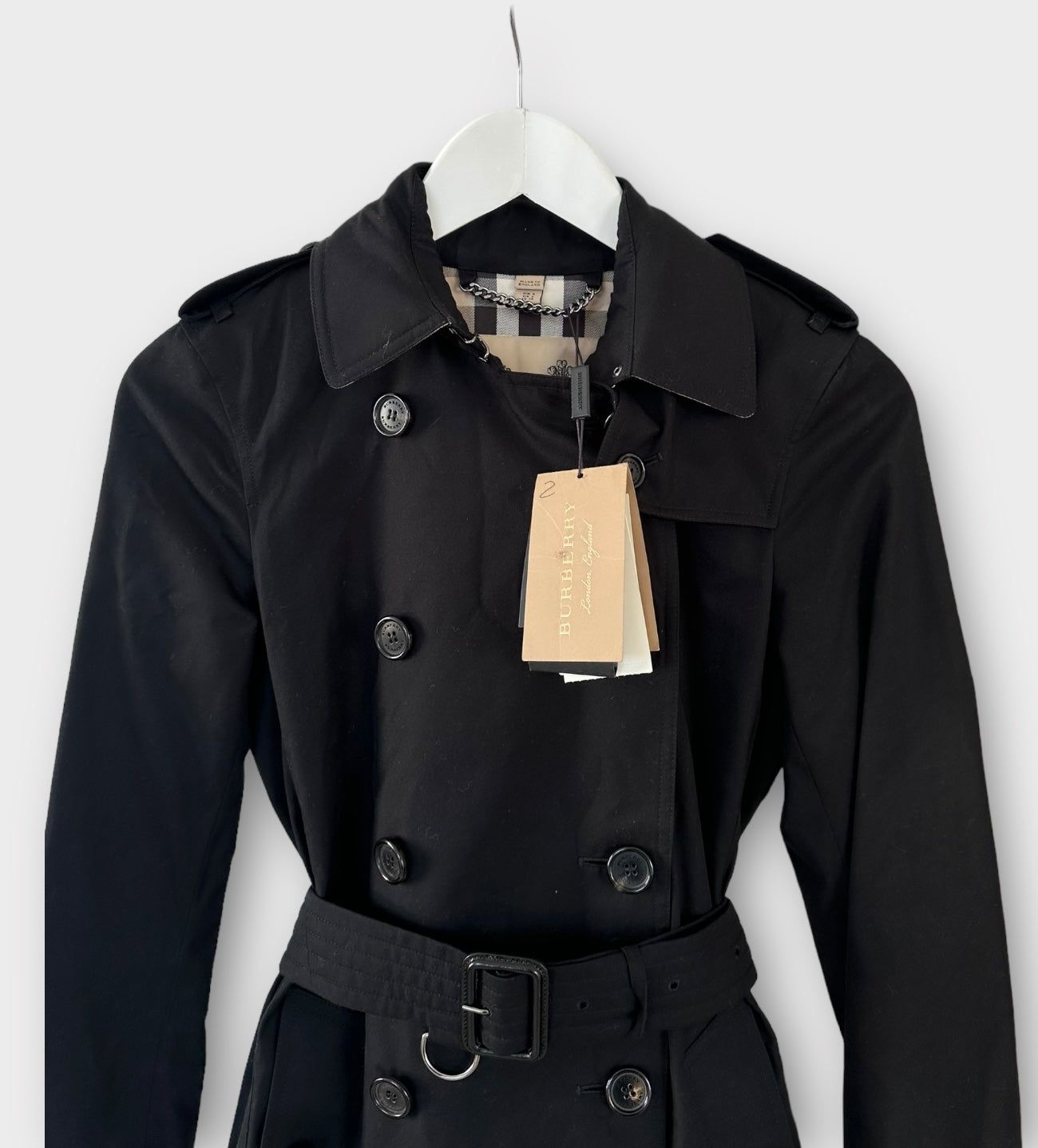 Trench-coat Burberry modèle “ the Kensington ” heritage noir/ T.XS