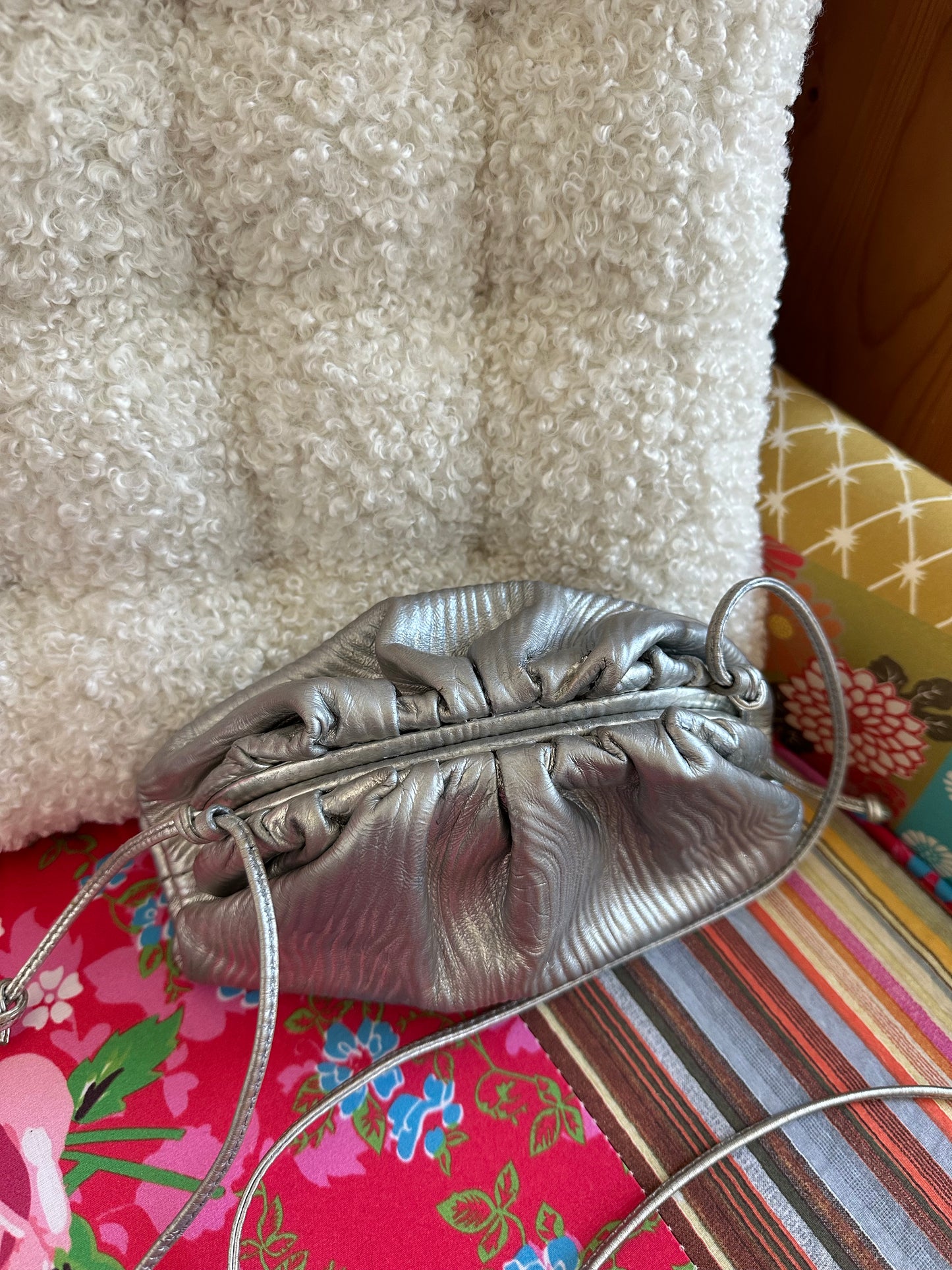 Bottega Veneta - Sac Pouch Argenté