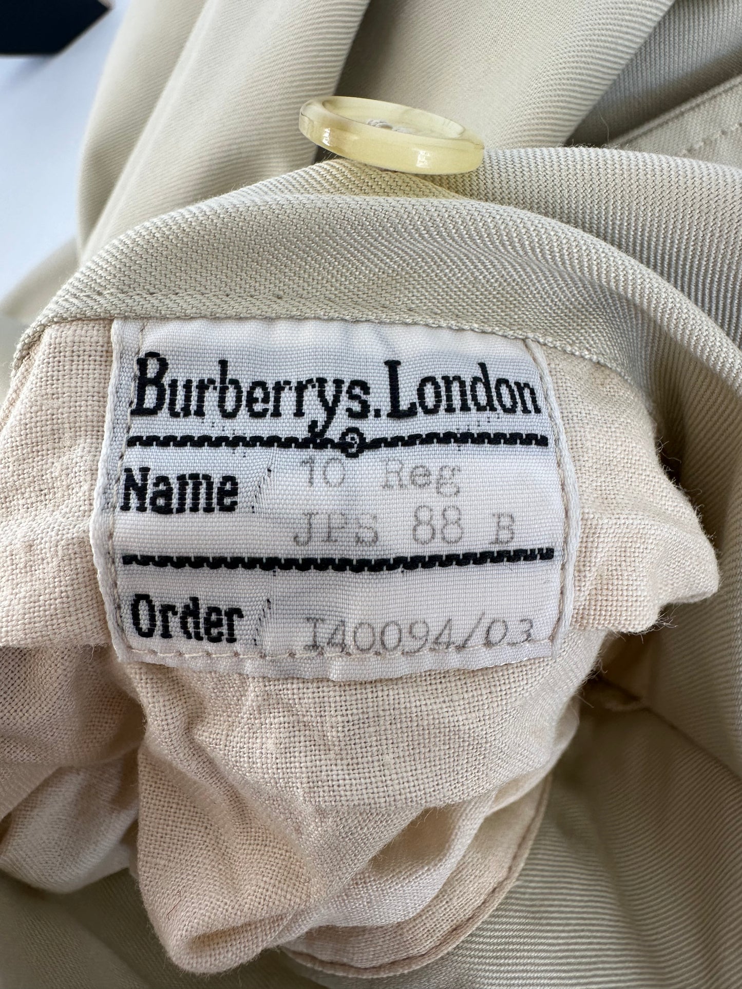 Burberry vintage Trench-coat modèle “the Waterloo ” | T.L