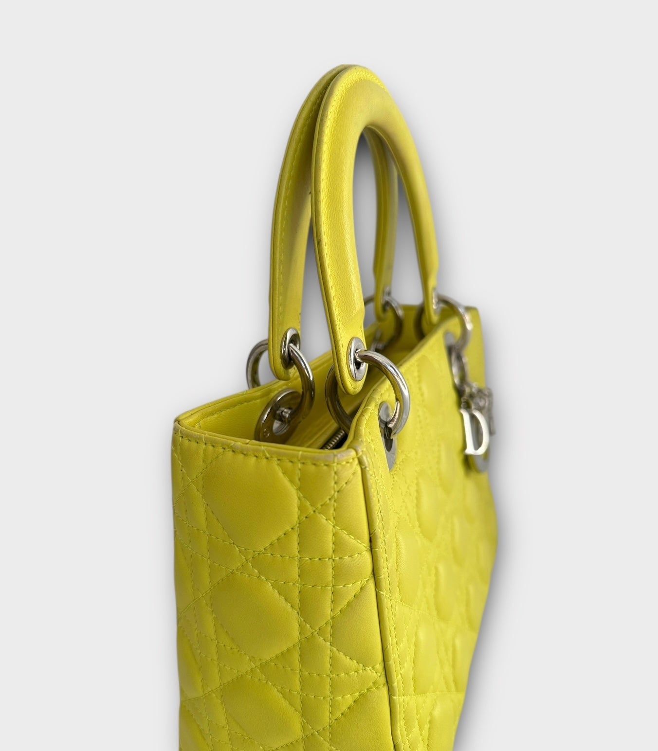 Lady Dior Medium cuir jaune anis