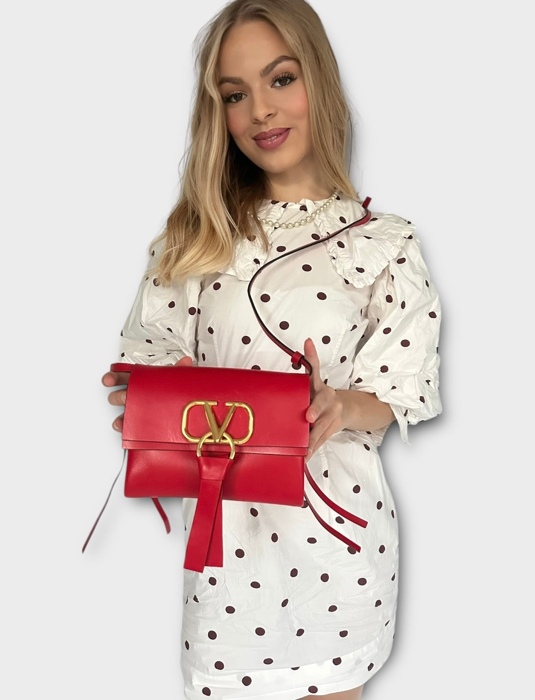 Valentino Garavani - Sac « Vring » en cuir rouge