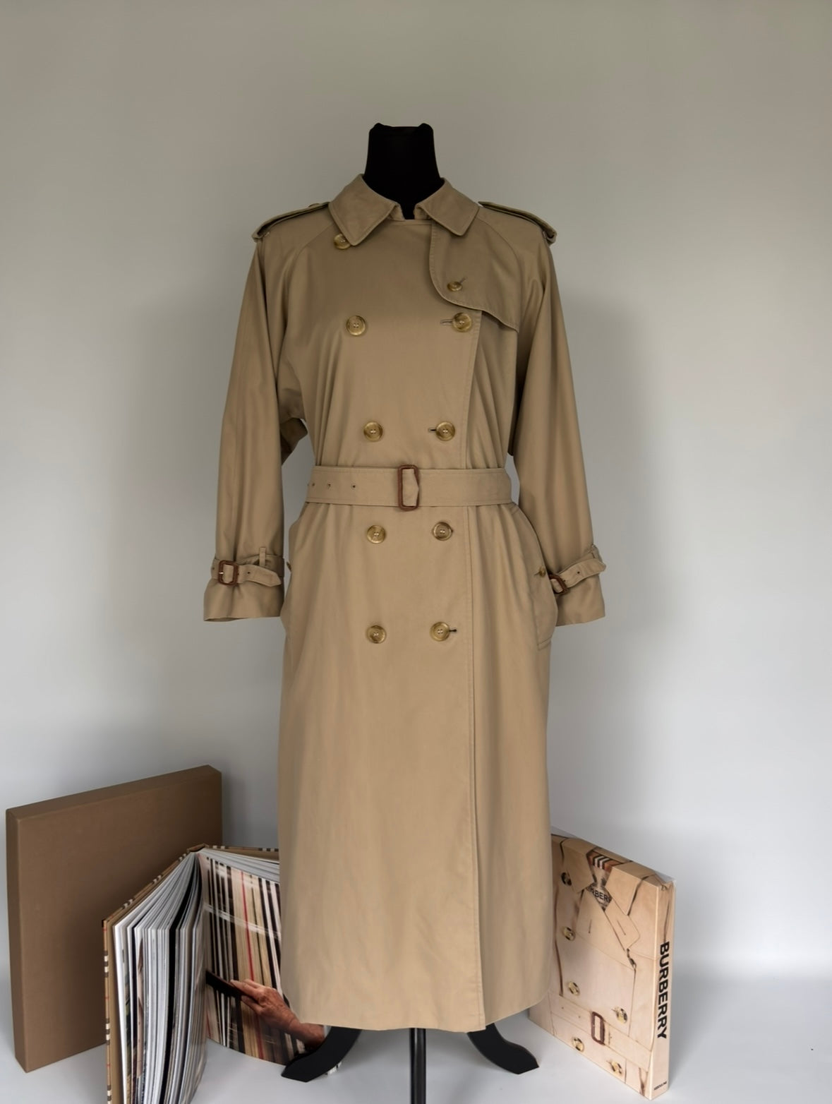Burberry – Trench-coat “The Waterloo” Camel vintage | T.L